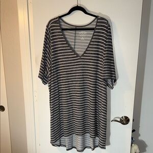 Torrid Gray and Pink Striped V-Neck Super Soft Plush Tunic